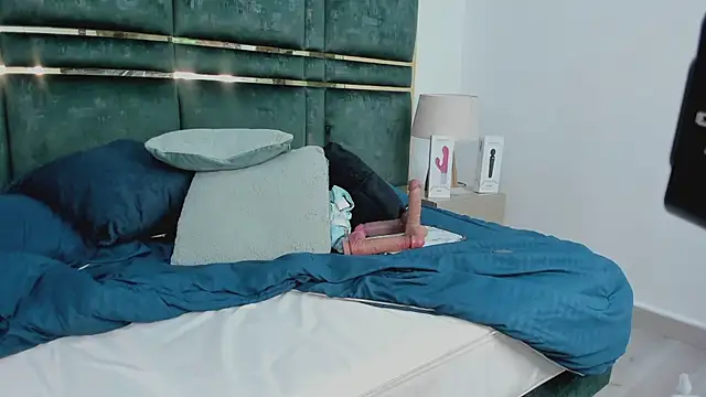 Daddysgirl1  online show from 02.20.25