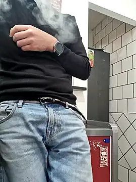 Snapshot of PublicNoFace chatting on 02.06.25 PublicNoFace online show from 02.06.25