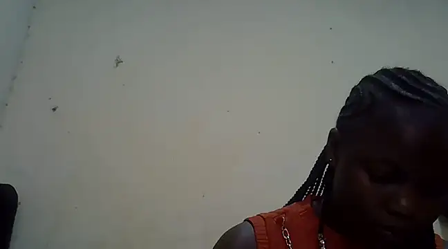 Snapshot of pretty_vivy chatting on 03.04.25 pretty vivy online show from 03.04.25