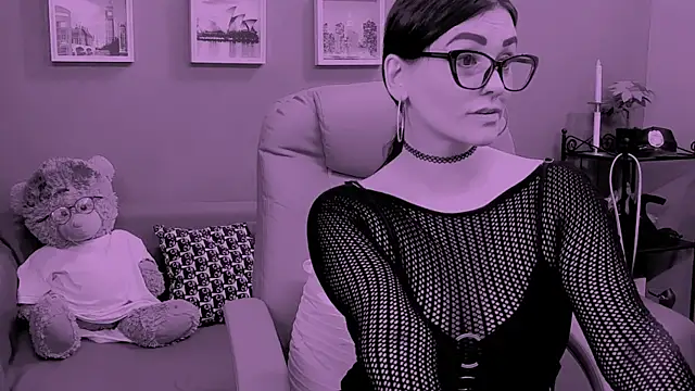 ChantalLion online show from 04.17.26