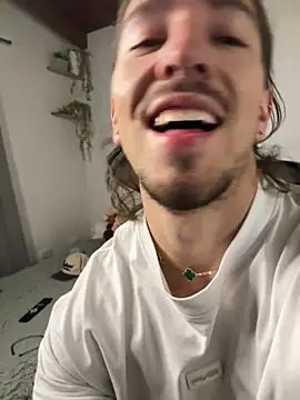 Valentino Xander online show from 02.13.26