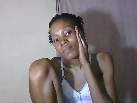 Sweetpetite254 online show from 03.21.26