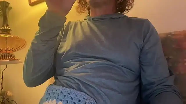 costanza7070 online show from 11.19.25