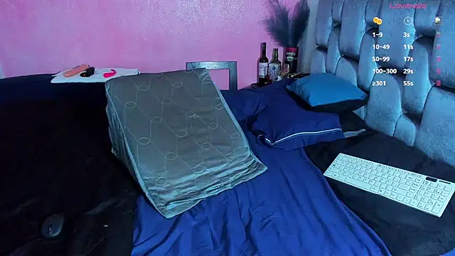 Piggy Eddy online show from 03.01.25