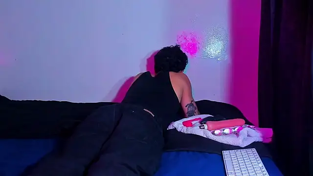 Piggy Eddy online show from 02.26.26