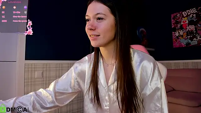 Nicole Charm online show from 04.16.26