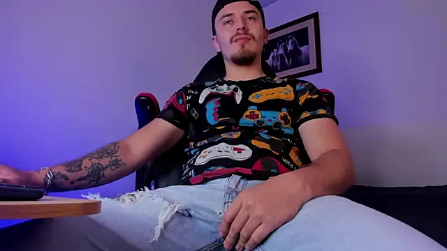 james connor2 online show from 01.05.25