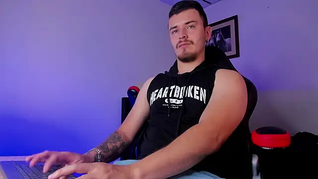 james connor2 online show from 01.07.25