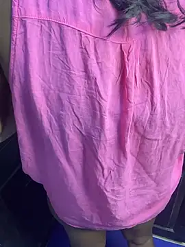 Snapshot of NethuQueen chatting on 01.16.25 NethuQueen online show from 01.16.25