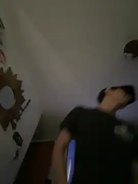 Snapshot of latino1986 chatting on 02.22.25 latino1986 online show from 02.22.25