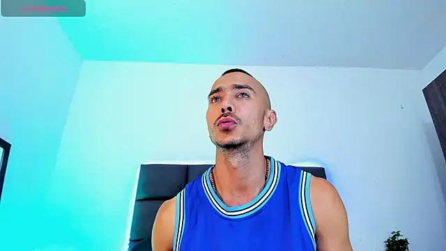 steven hott8 online show from 11.16.25