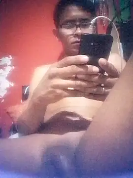 Snapshot of VL25DN26 chatting on 03.10.25 VL25DN26 online show from 03.10.25