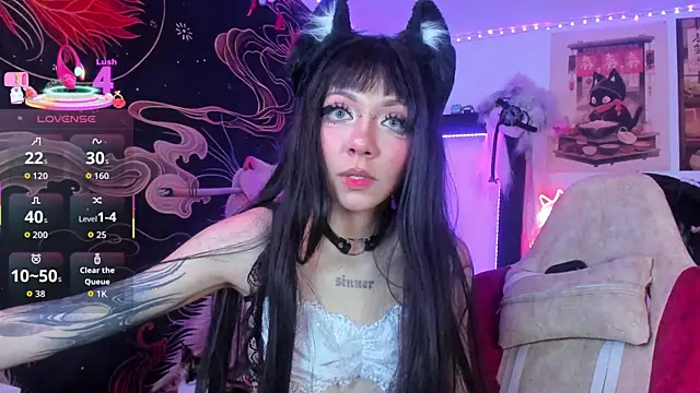 Snapshot of Alicedangerrr chatting on 05.05.26 Alicedangerrr online show from 05.05.26