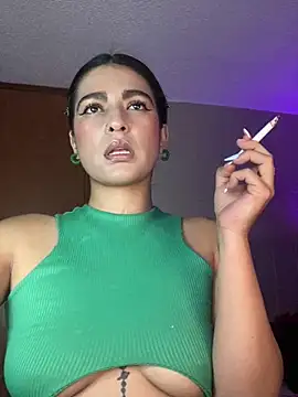 Snapshot of Cleopatracute_ chatting on 12.19.24 Cleopatracute online show from 12.19.24