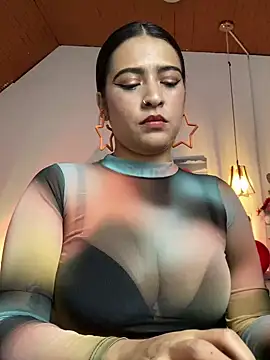 Snapshot of Cleopatracute_ chatting on 02.20.25 Cleopatracute online show from 02.20.25