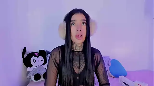 Snapshot of shadowcatt_ chatting on 02.06.25 shadowcatt online show from 02.06.25