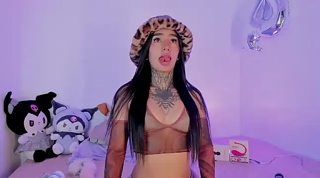 Snapshot of shadowcatt_ chatting on 02.08.25 shadowcatt online show from 02.08.25