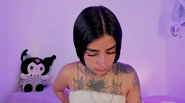 Snapshot of shadowcatt_ chatting on 02.24.25 shadowcatt online show from 02.24.25