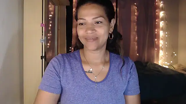 makennaa  online show from 09.11.25