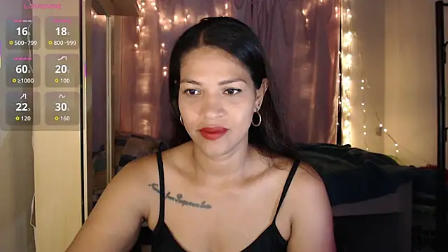 makennaa  online show from 10.20.25