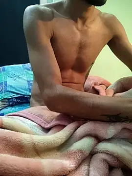 Snapshot of king_boy chatting on 01.20.25 king boy online show from 01.20.25