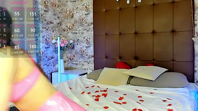 Mary Walker online show from 03.12.25