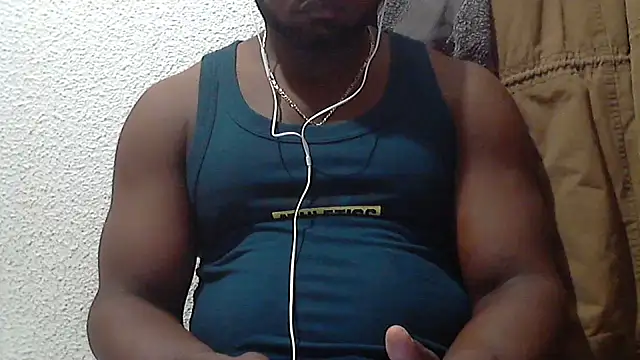 Snapshot of mmoiblack chatting on 09.22.25 mmoiblack online show from 09.22.25
