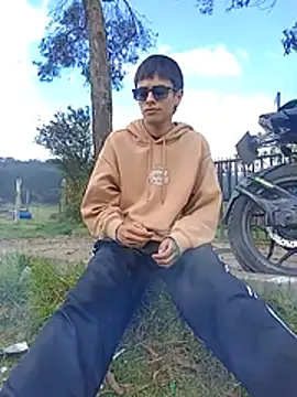 Snapshot of Cuervo_maniaco chatting on 01.13.26 Cuervo maniaco online show from 01.13.26