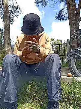 Snapshot of Cuervo_maniaco chatting on 02.10.26 Cuervo maniaco online show from 02.10.26