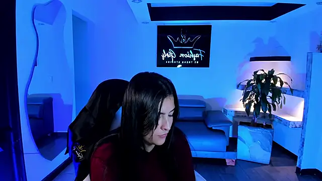 Snapshot of TifanyWhite_ chatting on 12.10.24 TifanyWhite online show from 12.10.24