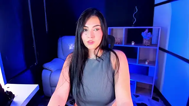 Snapshot of TifanyWhite_ chatting on 12.12.24 TifanyWhite online show from 12.12.24