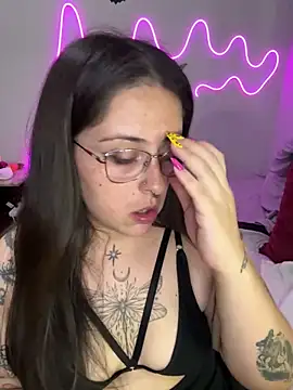 Mizztikaa online show from 01.29.25