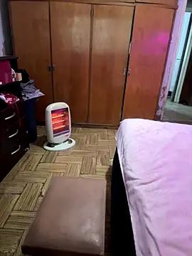 Mizztikaa online show from 10.06.25