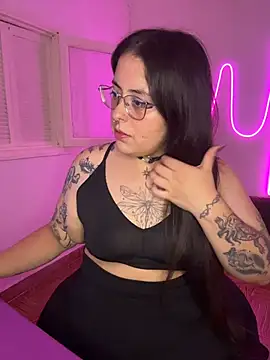 Mizztikaa online show from 03.31.26