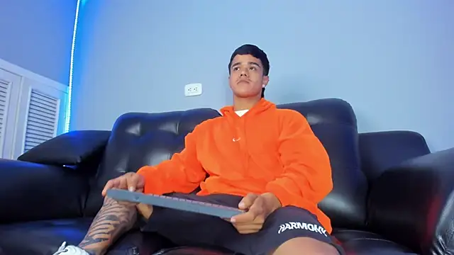 Rob saenz  online show from 03.22.25