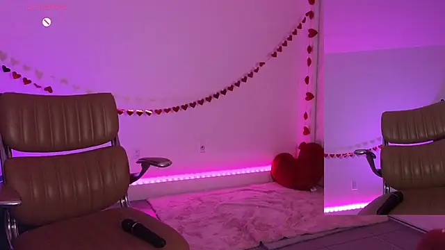 Sapphir3xoxo online show from 02.15.25