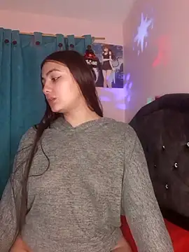 Nahiara velez online show from 12.13.24