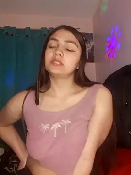 Nahiara velez online show from 12.22.24