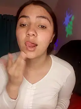 Nahiara velez online show from 12.25.24