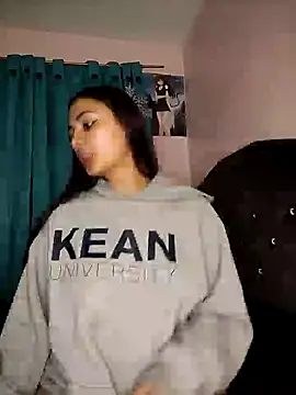 Nahiara velez online show from 02.13.25