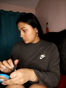 Nahiara velez online show from 02.25.25