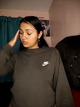 Nahiara velez online show from 02.26.25