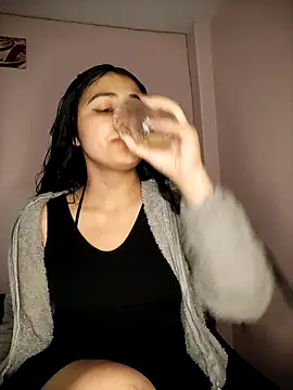 Nahiara velez online show from 03.14.25