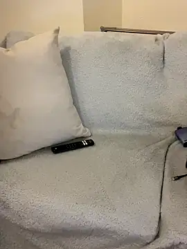 UKSYDNEYFOX online show from 11.08.25