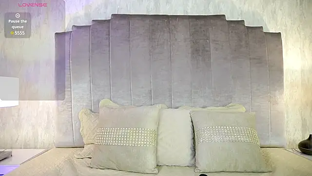 ashlyestone online show from 01.17.25