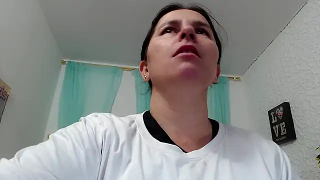 victoria jones online show from 03.14.25