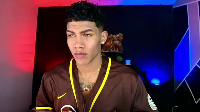 Snapshot of Damian_latinxxx chatting on 03.05.25 Damian latinxxx online show from 03.05.25