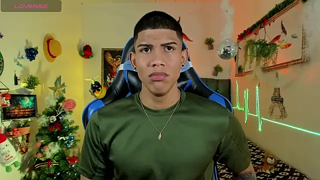 Damian latinxxx online show from 11.26.25