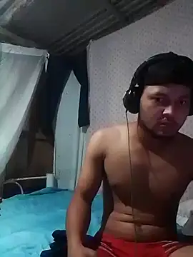 Snapshot of Insciavel01 chatting on 10.30.25 Insciavel01 online show from 10.30.25