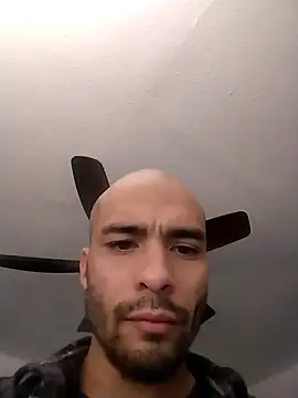 Snapshot of JohnnyDeep187 chatting on 12.26.24 JohnnyDeep187 online show from 12.26.24